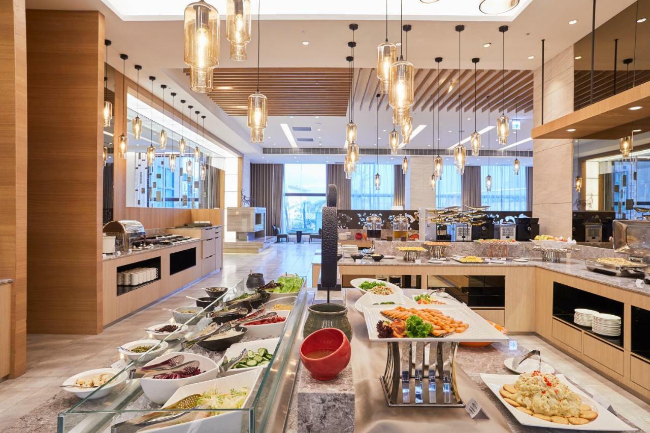 منتجع جراند باي Heng-ch'un المظهر الخارجي الصورة The buffet at the hotel
